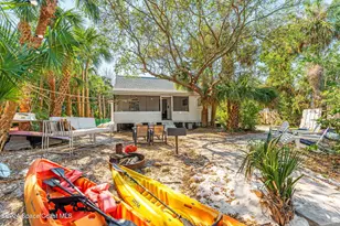 1365 Pineapple Ave, Melbourne, FL 32935 - Photo 47