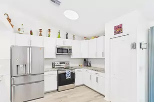 7965 105th Ave, Vero Beach, FL 32967 - Photo 3