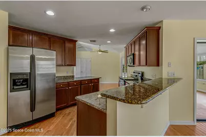 991 Tahiti Avenue SE, Palm Bay, FL 32909 - Photo 15