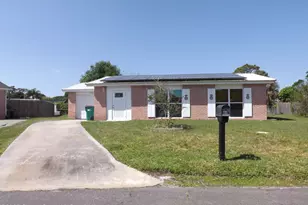 677 John Hancock Ln, Melbourne, FL 32904 - Photo 1