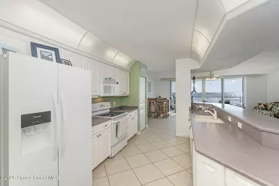 2075 Highway A1A Highway #2202b, Indian Harbour Beach, FL 32937 - Photo 15