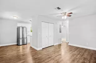 1325 17th Ct SW, Vero Beach, FL 32962 - Photo 5