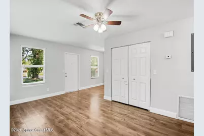 1325 17th Court SW, Vero Beach, FL 32962 - Photo 7