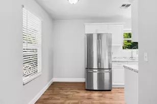 1325 17th Ct SW, Vero Beach, FL 32962 - Photo 11