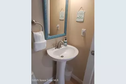 233 S Brevard Avenue, Cocoa Beach, FL 32931 - Photo 7