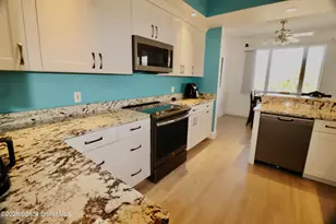 110 Warsteiner Way, Melbourne Beach, FL 32951 - Photo 21