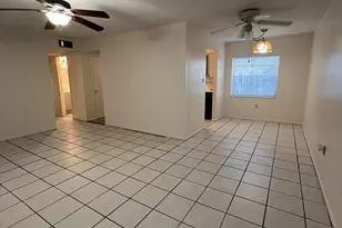 190 E Olmstead Dr, Titusville, FL 32780 - Photo 7