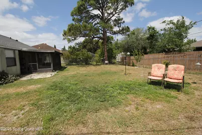 1867 Shannon Street NW, Palm Bay, FL 32907 - Photo 15