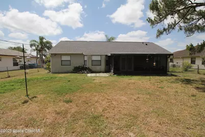 1867 Shannon Street NW, Palm Bay, FL 32907 - Photo 17