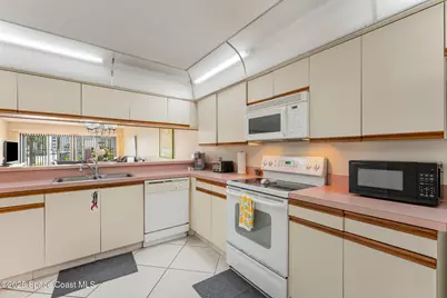 1000 N N Atlantic Avenue #114, Cocoa Beach, FL 32931 - Photo 13