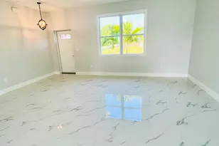 401 Homestead Ave NE, Palm Bay, FL 32907 - Photo 7