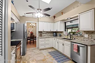 2033 Thistle Dr, Melbourne, FL 32935 - Photo 9