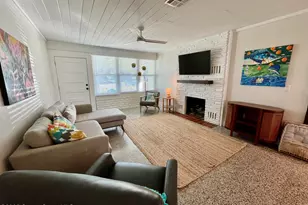 132 E Gadsden Ln, Cocoa Beach, FL 32931 - Photo 7