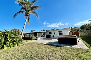 132 E Gadsden Ln, Cocoa Beach, FL 32931 - Photo 43