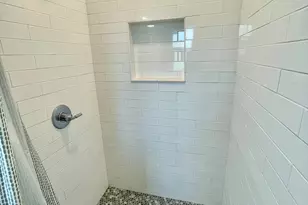 132 E Gadsden Ln, Cocoa Beach, FL 32931 - Photo 25