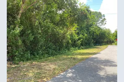 455 15th Place, Vero Beach, FL 32962 - Photo 1