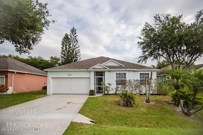 1110 8th Place, Vero Beach, FL 32960 - Photo 1