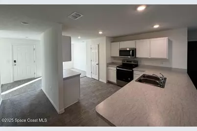 1030 Pasadena Road SE, Palm Bay, FL 32909 - Photo 5