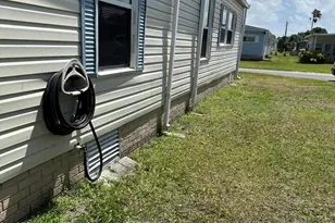 514 Puffin Dr, Barefoot Bay, FL 32976 - Photo 3