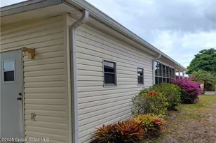 451 Papaya Cir, Barefoot Bay, FL 32976 - Photo 21