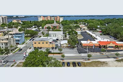 902 Florida Avenue, Cocoa, FL 32922 - Photo 1