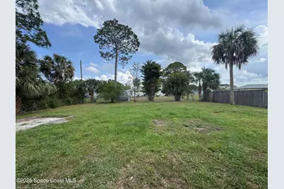 1078 Altamira Street NW, Palm Bay, FL 32907 - Photo 5