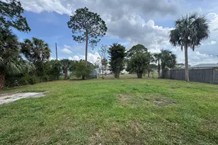 1078 Altamira St NW, Palm Bay, FL 32907 - Photo 5