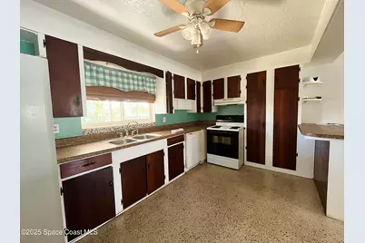 141 Valencia Road, Rockledge, FL 32955 - Photo 7