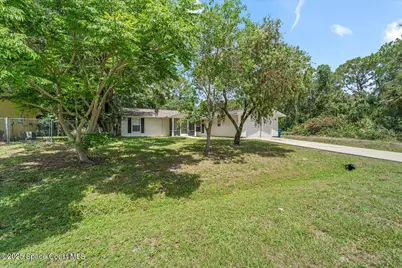 1254 Buffing Circle SE, Palm Bay, FL 32909 - Photo 3