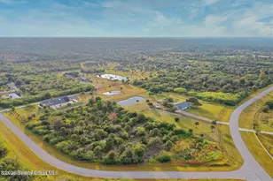 335 Pinto Ln, Palm Bay, FL 32909 - Photo 1