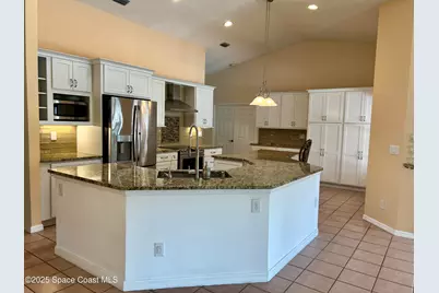 845 Hunters Creek Drive, Melbourne, FL 32904 - Photo 5