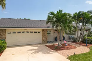201 Woody Cir, Melbourne Beach, FL 32951 - Photo 11