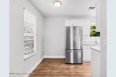 1325 17th Court SW, Vero Beach, FL 32962 - Photo 11