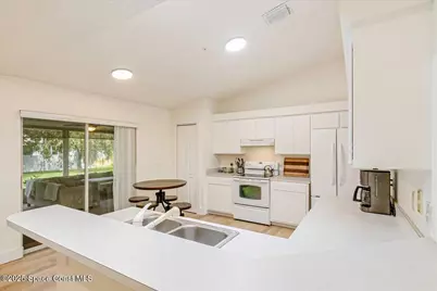 1362 York Circle, Melbourne, FL 32904 - Photo 15