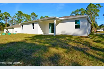 883 Parrotfish Street SW, Palm Bay, FL 32908 - Photo 3