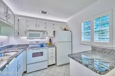 70 Royal Oak Court #206, Vero Beach, FL 32962 - Photo 15