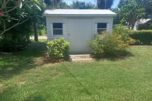 7135 Floridana Ave, Melbourne Beach, FL 32951 - Photo 17