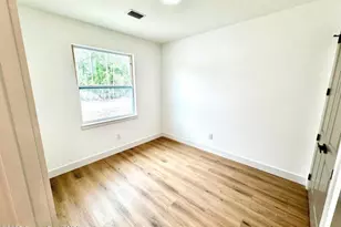 410 Flat River St SW, Palm Bay, FL 32908 - Photo 7