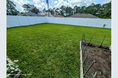 872 Ravenswood Street SE, Palm Bay, FL 32909 - Photo 13