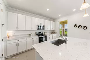 743 Veridian Cir NW, Palm Bay, FL 32907 - Photo 3