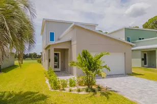 2148 Country Club Rd, Melbourne, FL 32901 - Photo 1