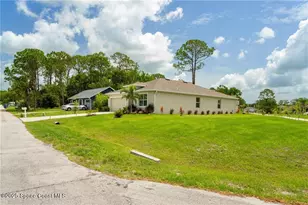 1093 Wabash Rd SE, Palm Bay, FL 32909 - Photo 25
