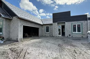 534 Mimosa St SW, Palm Bay, FL 32908 - Photo 1