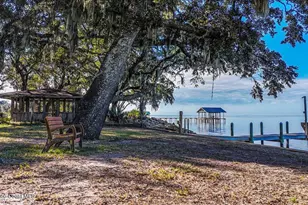 449 S Garcon Point Rd, Milton, FL 32583 - Photo 115