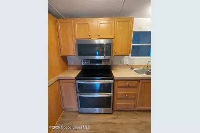 686 Sunrise Court NE, Palm Bay, FL 32907 - Photo 13