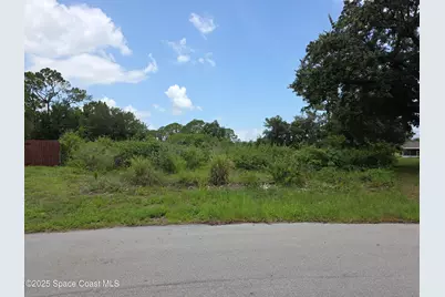 650 Waycross Road SW, Palm Bay, FL 32908 - Photo 7