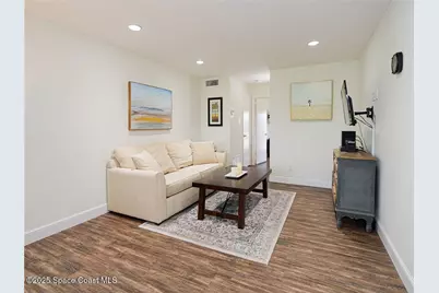 76 Royal Oak Drive #205, Vero Beach, FL 32962 - Photo 9