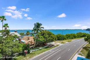 1437 Pineapple Ave, Melbourne, FL 32935 - Photo 23