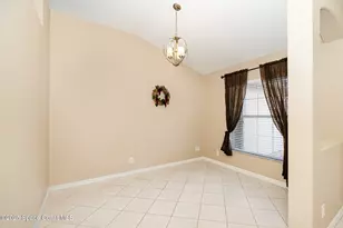 2383 Glasbern Cir, Melbourne, FL 32904 - Photo 7