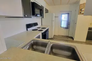 566 Marnie Cir, Melbourne, FL 32904 - Photo 7